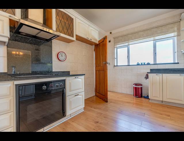 4 BEDROOM PENTHOUSE FOR SALE IN MUSGRAVE